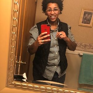 Meet your Posher, E.